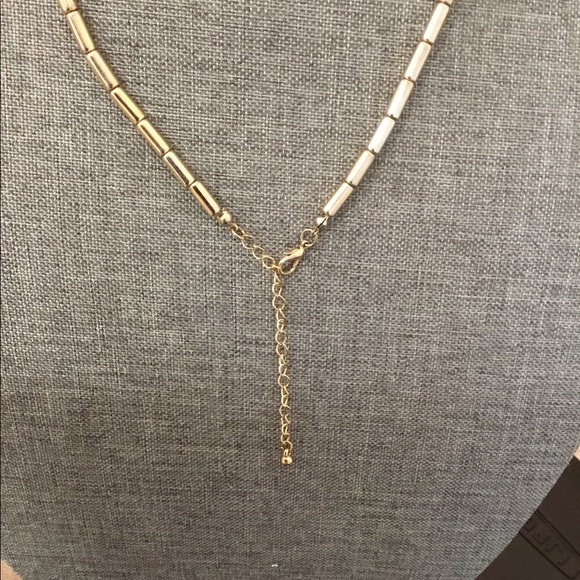 Geometric statement necklace - Picture 3 of 3